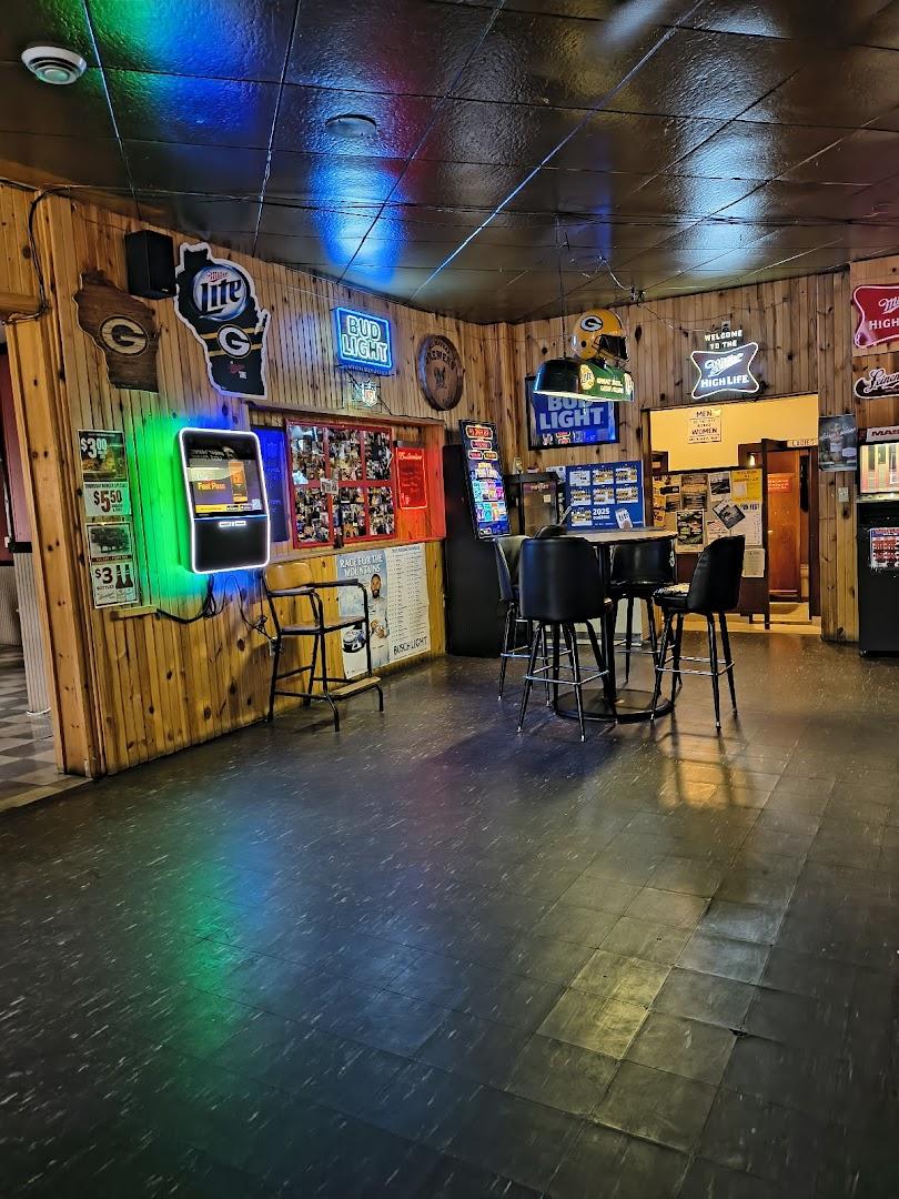 Gizmo's Bar and Grill